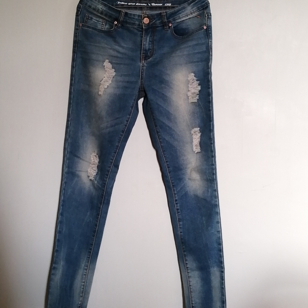 Distressed jeans - Picture 1 of 5